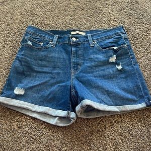Never Worn Levi Jean Shorts